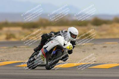 media/Jan-15-2023-SoCal Trackdays (Sun) [[c1237a034a]]/Turn 15 (1pm)/